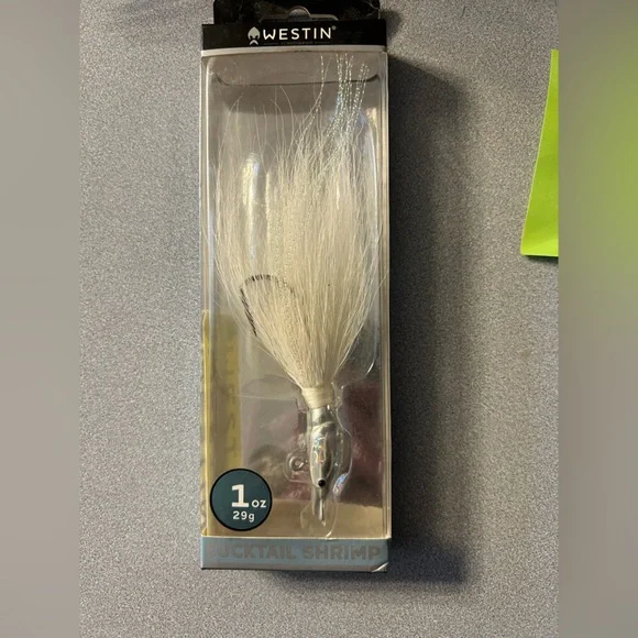 Salt water fishing lure bundle. 6 pieces new in box - Picture 5 of 5